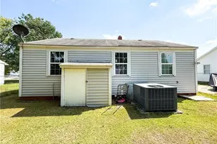 1003 E 8th St, Lumberton, NC 28358 - Photo 17