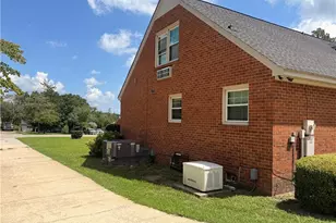 516 E 2nd Ave, Red Springs, NC 28377 - Photo 7