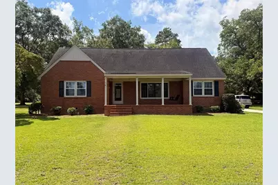 516 E 2nd Avenue, Red Springs, NC 28377 - Photo 1