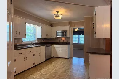 516 E 2nd Avenue, Red Springs, NC 28377 - Photo 15