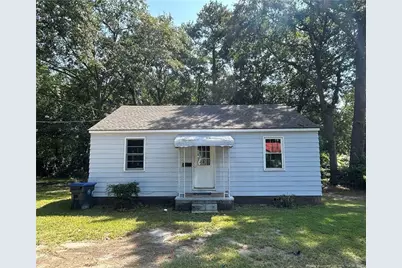 604 Forrest Street, Raeford, NC 28376 - Photo 1