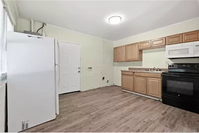 425 Squirrel Street, Fayetteville, NC 28303 - Photo 17
