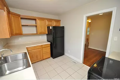 323 E Park Street, Cary, NC 27511 - Photo 13