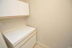 323 E Park St, Cary, NC 27511 - Photo 17
