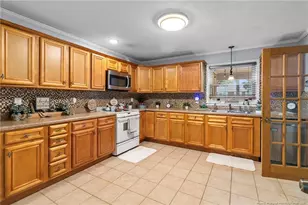 354 Summerhill Rd, Fayetteville, NC 28303 - Photo 11