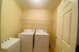 1851 Balmoral Dr, Fayetteville, NC 28304 - Photo 9