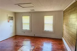 602 E Gertrude St, Fairmont, NC 28340 - Photo 9