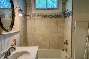 602 E Gertrude St, Fairmont, NC 28340 - Photo 11