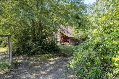 602 E Gertrude Street, Fairmont, NC 28340 - Photo 3