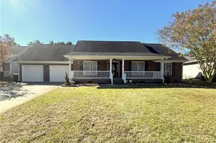 6712 Jacobs Creek Cir, Fayetteville, NC 28306 - Photo 1