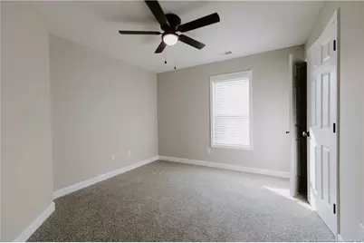 674 W Amberdale Circle, Lumberton, NC 28358 - Photo 17