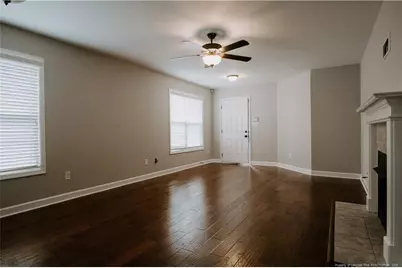 674 W Amberdale Circle, Lumberton, NC 28358 - Photo 5