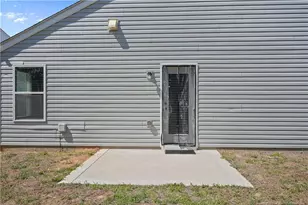 250 Melbourne Dr, Raeford, NC 28376 - Photo 37