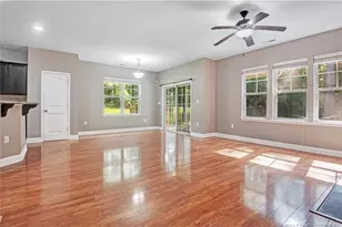 105 Birdsong Ct, Aberdeen, NC 28315 - Photo 5
