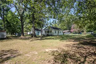 213 Triangle Pl, Fayetteville, NC 28312 - Photo 19