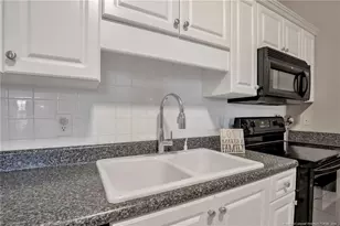 625 Marshtree Ln, Fayetteville, NC 28314 - Photo 17
