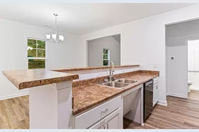633 Sanders Street, Hope Mills, NC 28348 - Photo 11