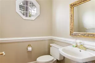 3500 Prestwick Dr, Fayetteville, NC 28303 - Photo 9