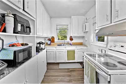 102 Scarborough Street, Spring Lake, NC 28390 - Photo 9