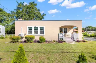 102 Scarborough St, Spring Lake, NC 28390 - Photo 1