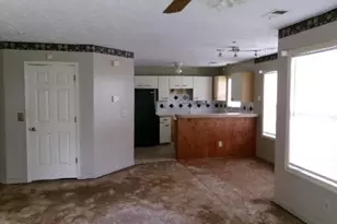 942 Stewarts Creek Dr, Fayetteville, NC 28314 - Photo 11