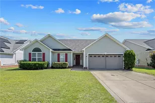 5617 Prestonfield Ln, Hope Mills, NC 28348 - Photo 1