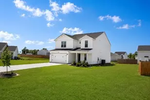 4032 Shire St, Hope Mills, NC 28348 - Photo 1