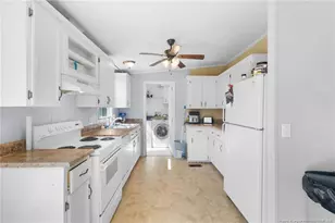 4205 Abbott Ln, Fayetteville, NC 28312 - Photo 15