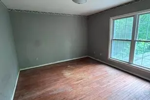1326 Cross Link Rd, Raleigh, NC 27610 - Photo 9