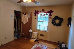 5209 Sedgefield Dr, Raleigh, NC 27609 - Photo 17