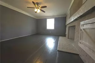 823 E Donaldson Ave, Raeford, NC 28376 - Photo 5