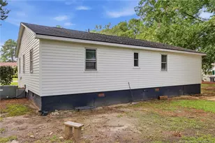 604 Calhoun St, Clinton, NC 28328 - Photo 33
