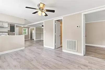604 Calhoun Street, Clinton, NC 28328 - Photo 5