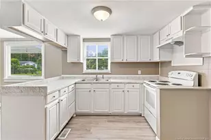 604 Calhoun St, Clinton, NC 28328 - Photo 15