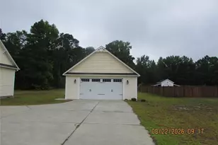 5615 Toby Pl, Stedman, NC 28391 - Photo 3