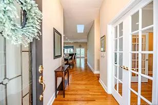 758 Turnbury Ct, Sanford, NC 27332 - Photo 5