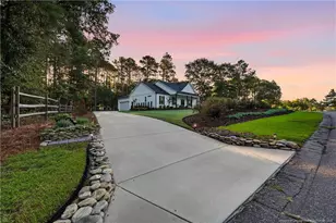 105 Stallion Dr, West End, NC 27376 - Photo 5