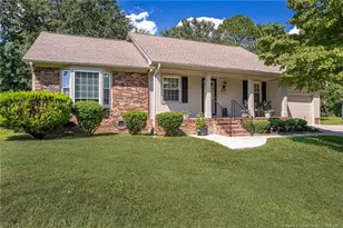 2704 Frankfort Cir, Fayetteville, NC 28303 - Photo 3