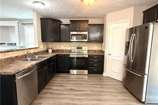 2110 Queen Elizabeth Ln, Hope Mills, NC 28348 - Photo 7