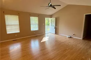 518 S Main St, Broadway, NC 27505 - Photo 7