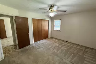 1952 Bee Gee Rd, Lumberton, NC 28358 - Photo 15