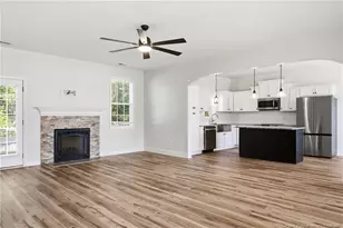 4476 Jockey Whip Ln, Hope Mills, NC 28371 - Photo 5