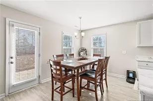 42 Terrier Ct, Parkton, NC 28371 - Photo 5