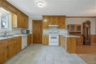 401 Carolina Way, Sanford, NC 27332 - Photo 15