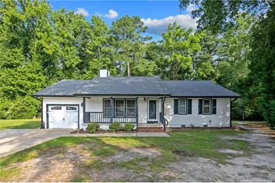 310 Broomfield Court, Fayetteville, NC 28311 - Photo 1