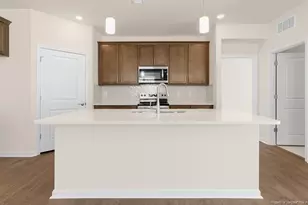 421 Thistle Meadow Ln, Aberdeen, NC 28315 - Photo 5