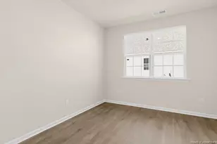 421 Thistle Meadow Ln, Aberdeen, NC 28315 - Photo 17