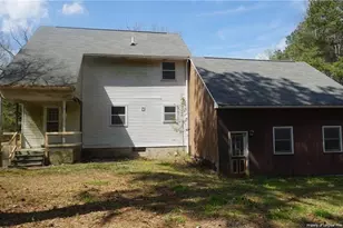 19101 Wagram Rd, Laurinburg, NC 28352 - Photo 3