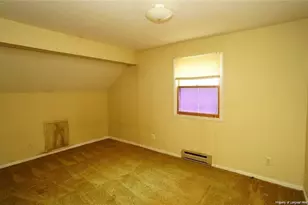 19101 Wagram Rd, Laurinburg, NC 28352 - Photo 11