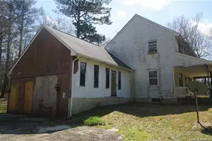 19101 Wagram Rd, Laurinburg, NC 28352 - Photo 5